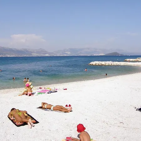 Appartement By The Sea Arbanija, Ciovo - 11321